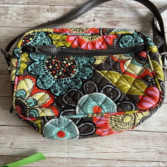 VERA BRADLEY BROWN BAG INTERCHANGEABLE STRAP PURSE - Picture 4 of 6